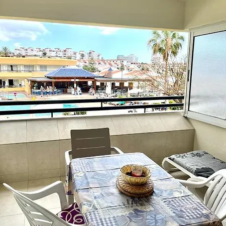 Sea View Apt, Costa Adeje, Tenerife 아파트 아데제