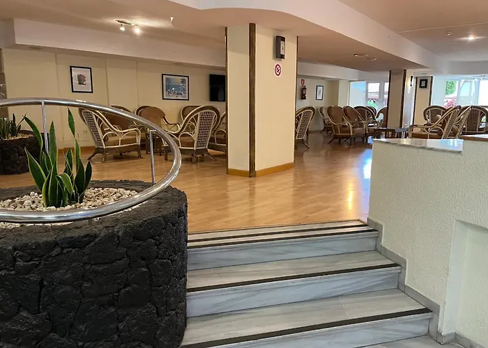 Апартаменты Sea View Apt, Costa Adeje, Tenerife
