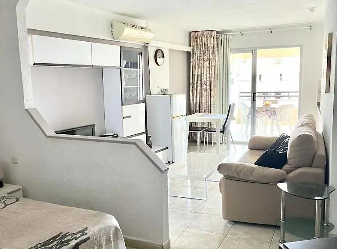 Sea View Apt, Costa Adeje, Tenerife Апартаменты *